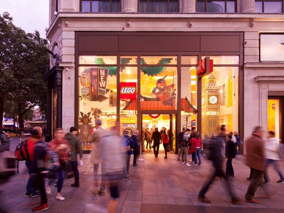 LSQ Image Lego Store LR 1024x683