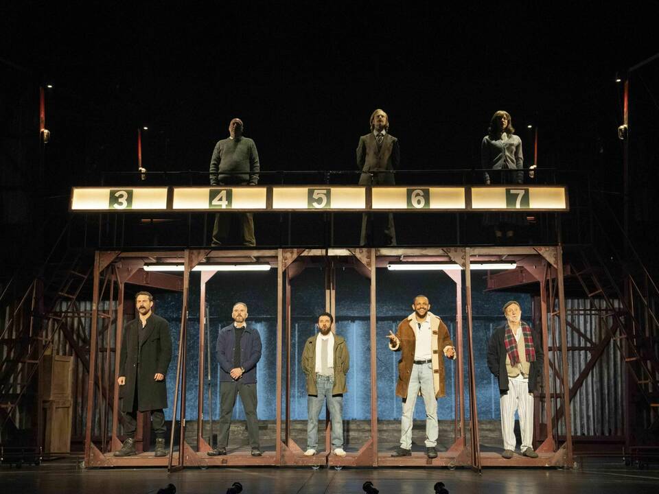 Cast of Boys from the Blackstuff at the National Theatre c Alastair Muir 0700 2
