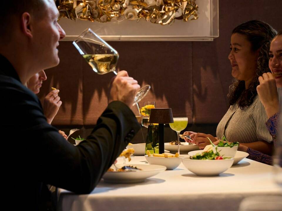 Whitcombs course and cocktail deal