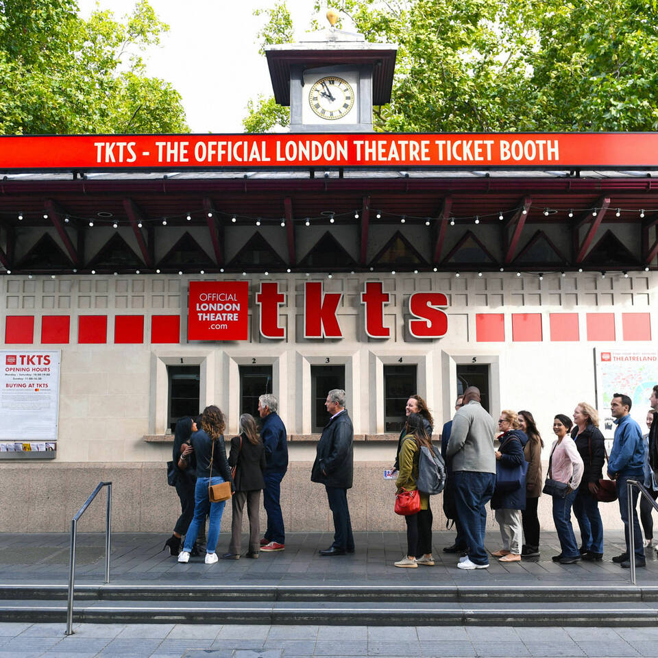 1. TKTS The Official London Theatre Ticket Booth 19 64b3258da402329ef59126db3dde98ca 